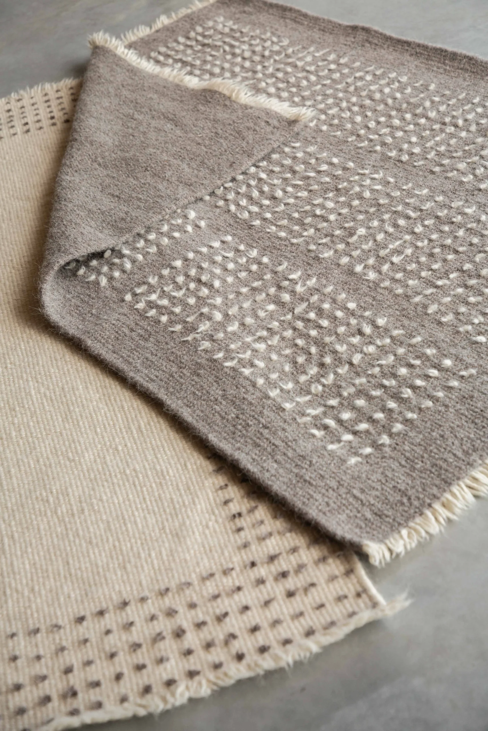 Tapis en laine orge