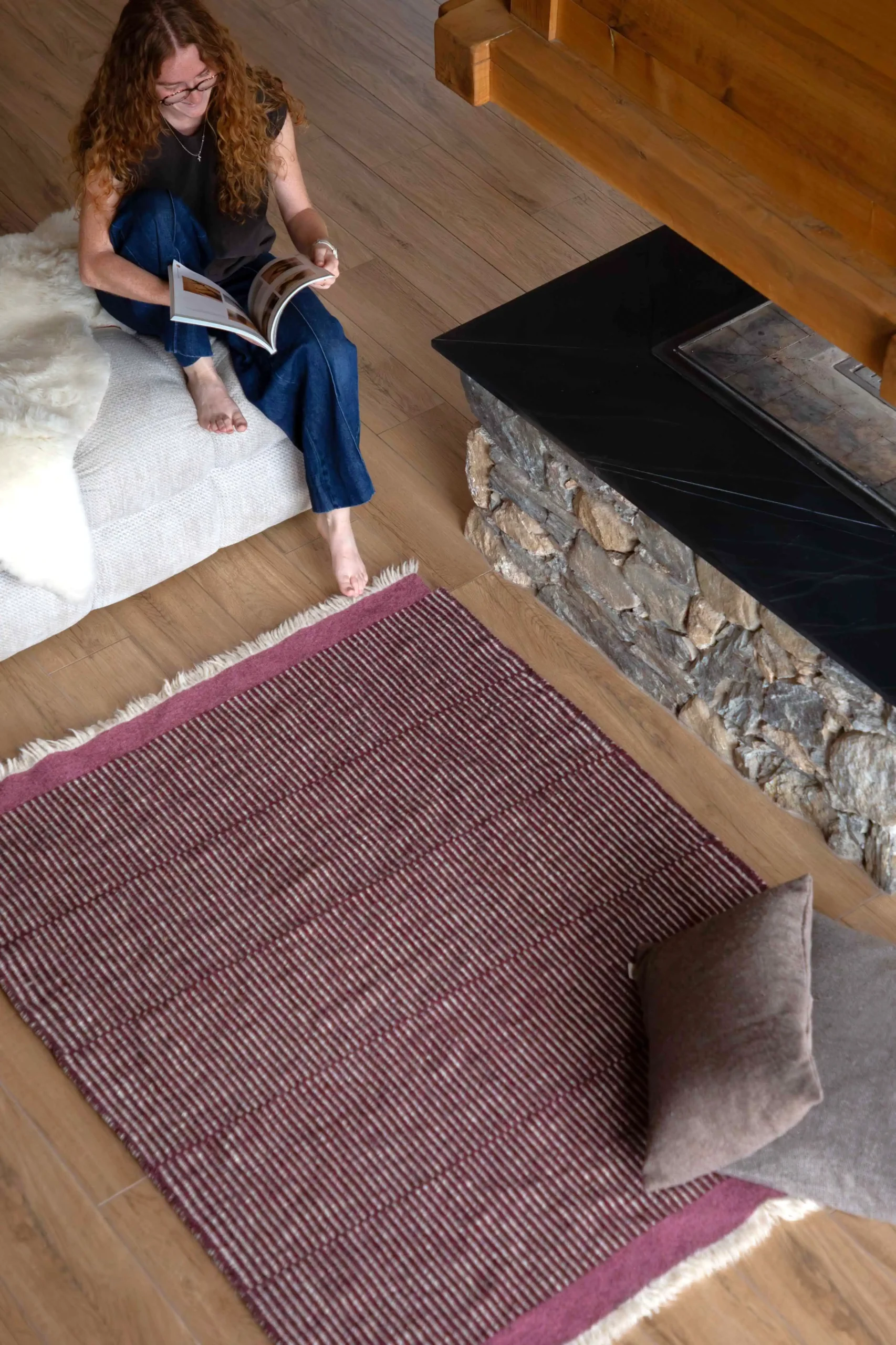 Tapis en laine rose